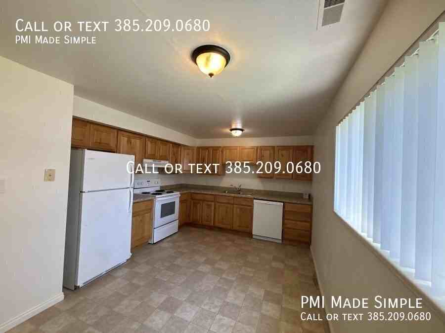567 N 880 E #8 - Photo 3 of 42