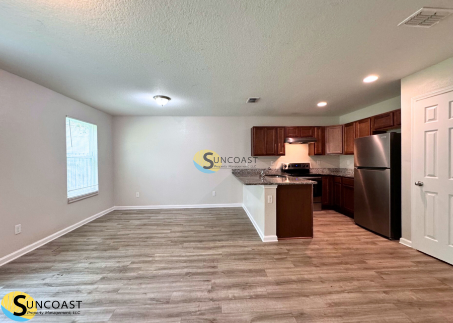 8353 Homeport Ct - Photo 6 of 21