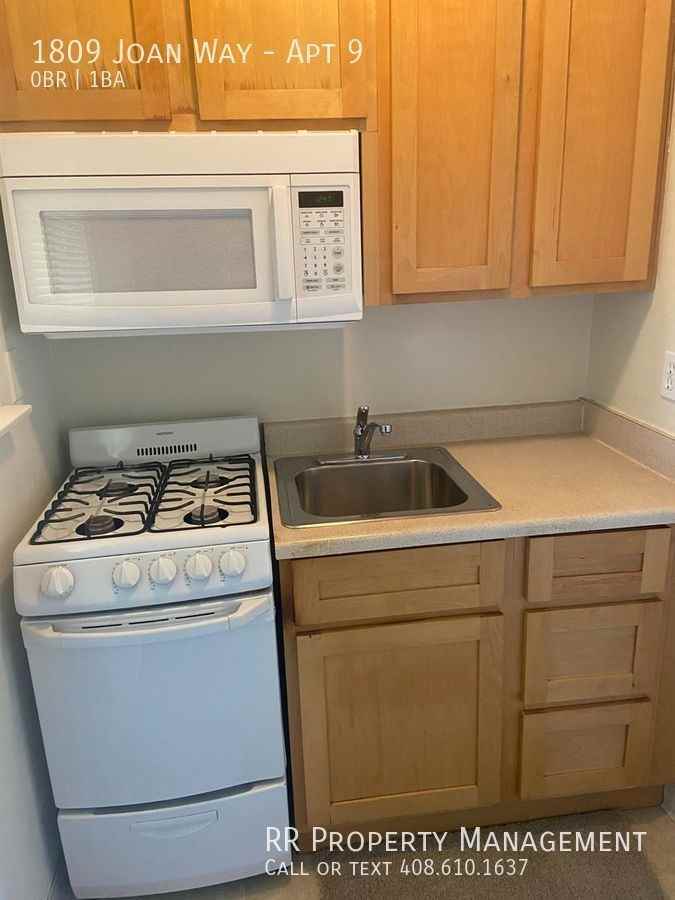 1809 Joan Way #9 - Photo 5 of 8