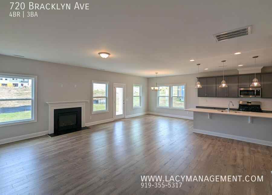 720 Bracklyn Ave - Photo 4 of 33