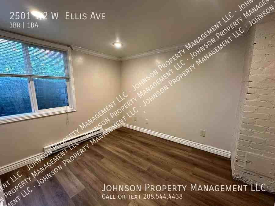 2501 1/2 W Ellis Ave - Photo 5 of 15