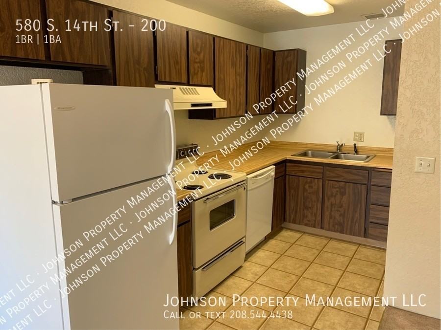 580 S 14th St #200 - Photo 5 of 13