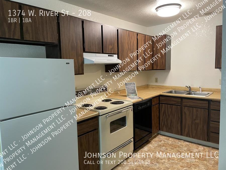 1374 W River St #208 - Photo 2 of 11