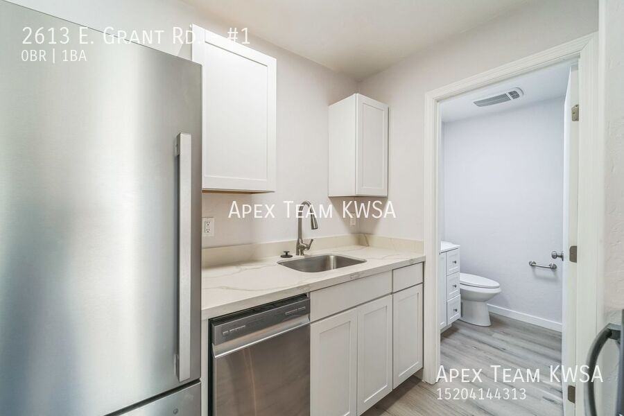 2613 E Grant Rd #1 - Photo 3 of 28