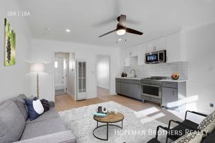 161 S Burlington Ave #7 - Photo 1 of 1