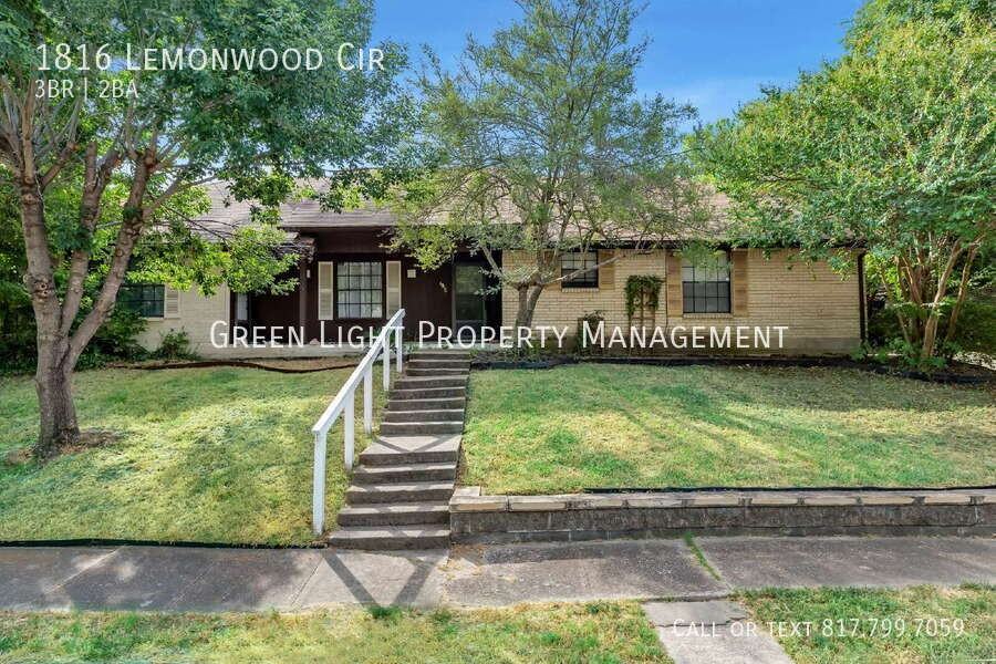 1816 Lemonwood Cir - Photo 3 of 30