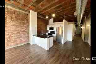 204 Walnut St #502 - Photo 1 of 1