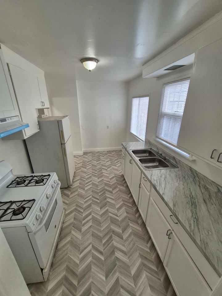 1923 98th Ave #1923 - Photo 3 of 9