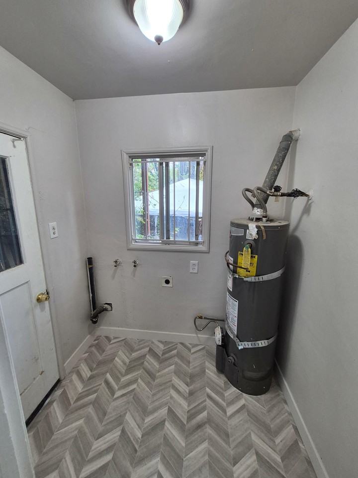 1923 98th Ave #1923 - Photo 5 of 9