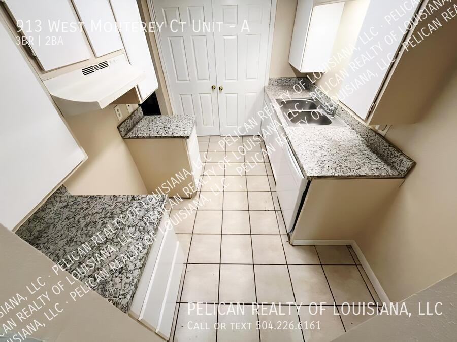 913 W Monterey Ct #A - Photo 5 of 9