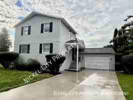 featured image of 151 Mapleleaf Dr