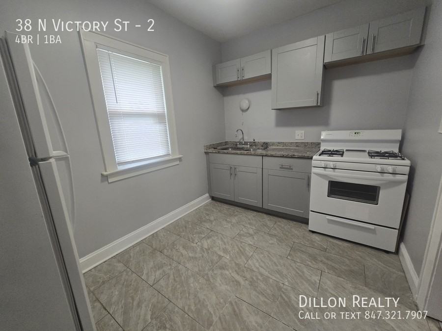 38 N Victory St #2 - Photo 7 of 12