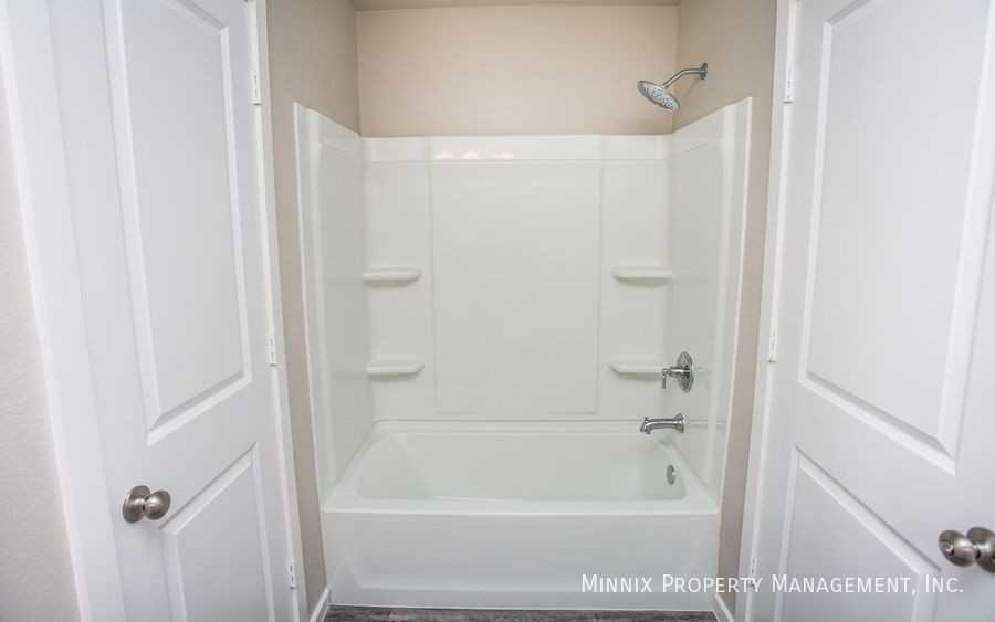 2123 N Avenue J #A - Photo 7 of 25