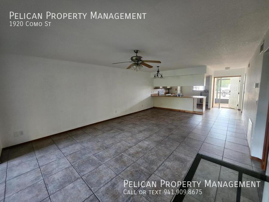 1920 Como St - Photo 2 of 24