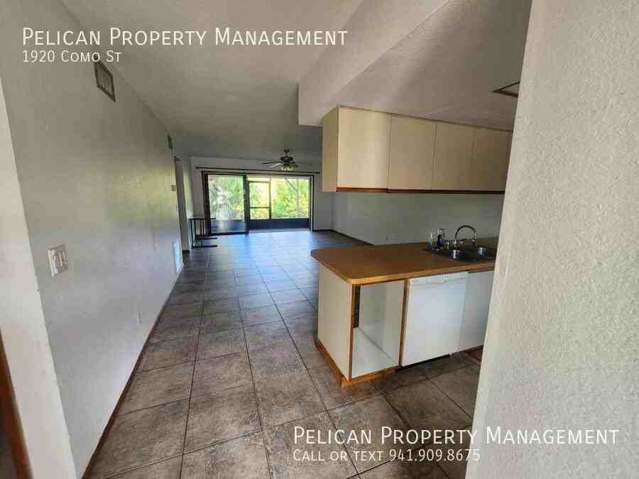 1920 Como St - Photo 3 of 24