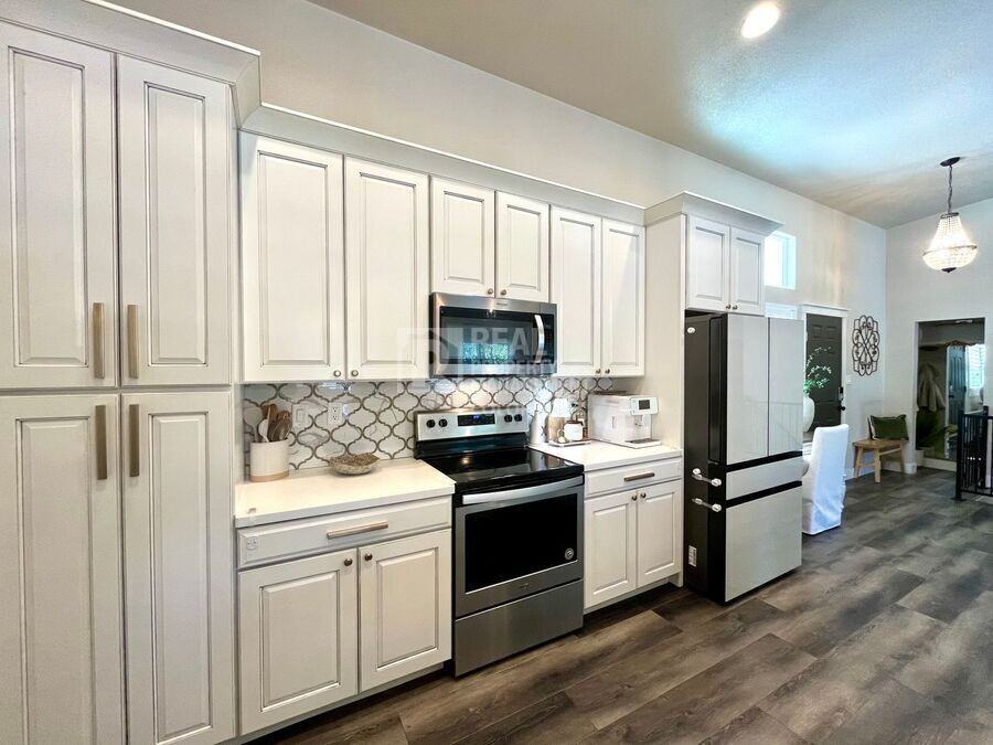 3640 Inspiration Dr - Photo 6 of 42