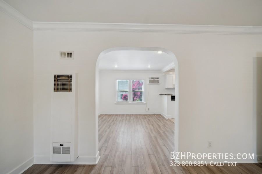 7942 Fountain Ave - Photo 4 of 15