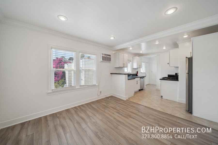 7942 Fountain Ave - Photo 6 of 15