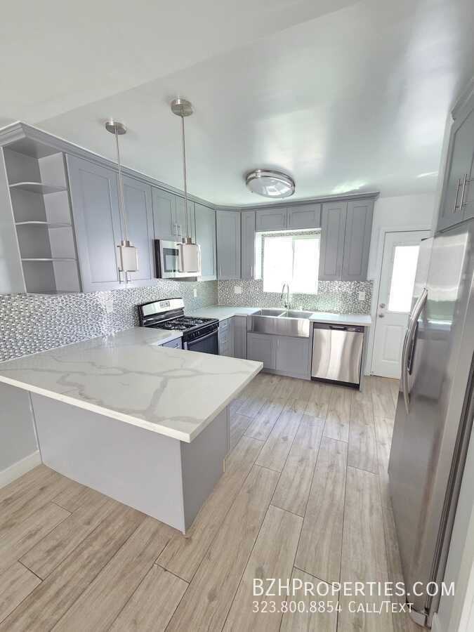5341 Vantage Ave #3 - Photo 5 of 20