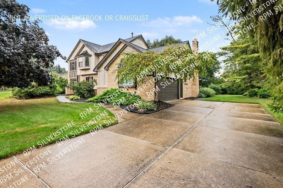 869 Timberline Dr - Photo 2 of 26