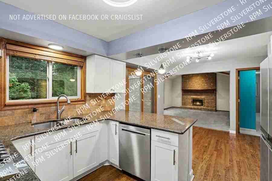 869 Timberline Dr - Photo 6 of 26