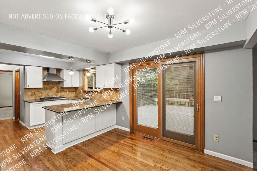 869 Timberline Dr - Photo 7 of 26