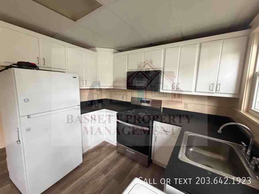 1171 W Main St #1stFL - Photo 3 of 19