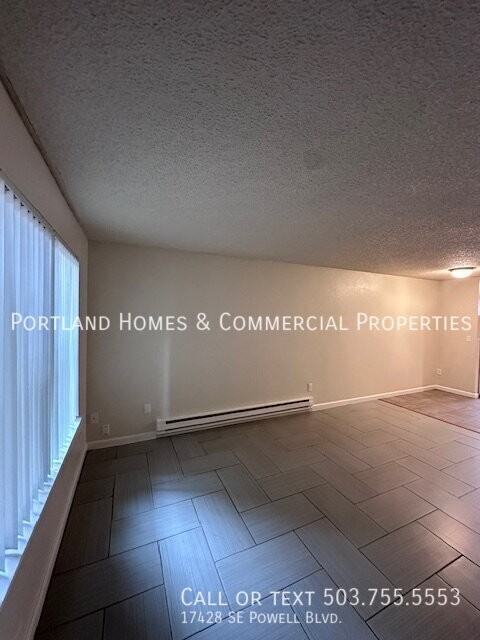 17428 Se Powell Blvd - Photo 3 of 12