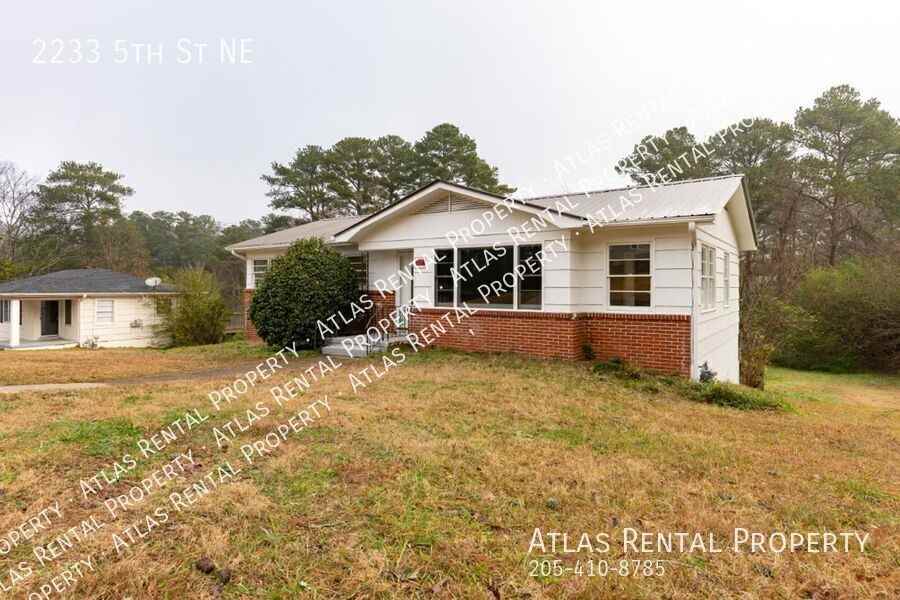 2233 5th St Ne - Photo 2 of 25