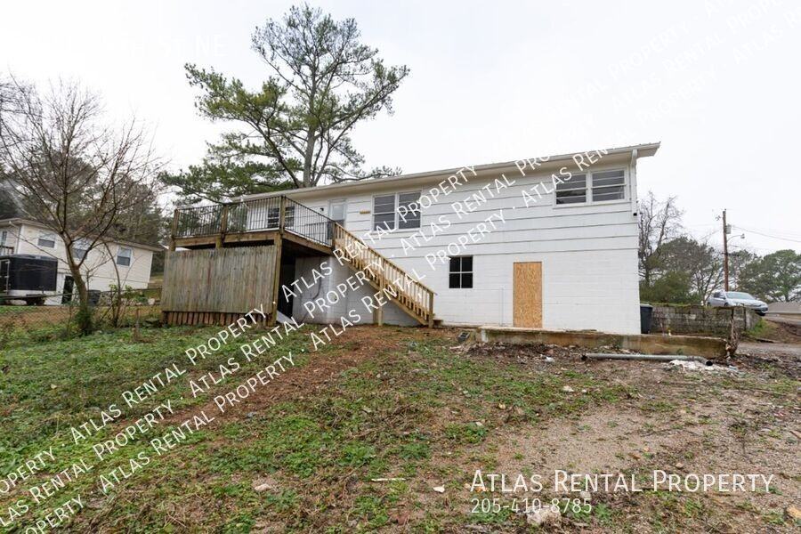 2233 5th St Ne - Photo 3 of 25
