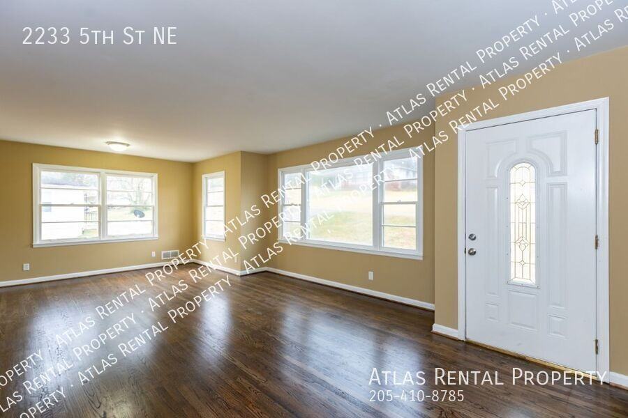 2233 5th St Ne - Photo 5 of 25
