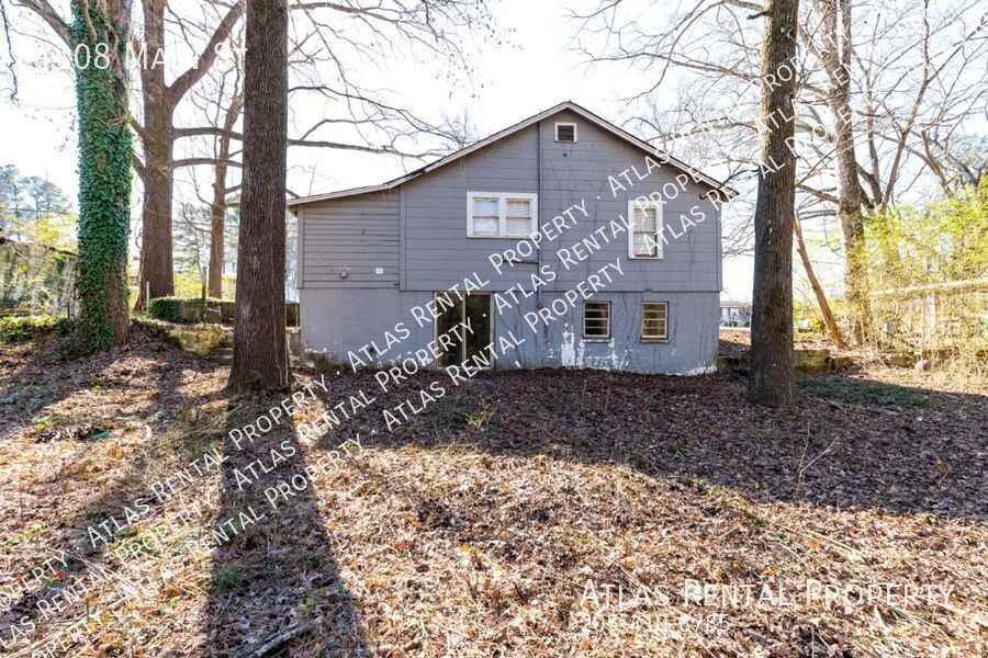 4108 Main St - Photo 4 of 17