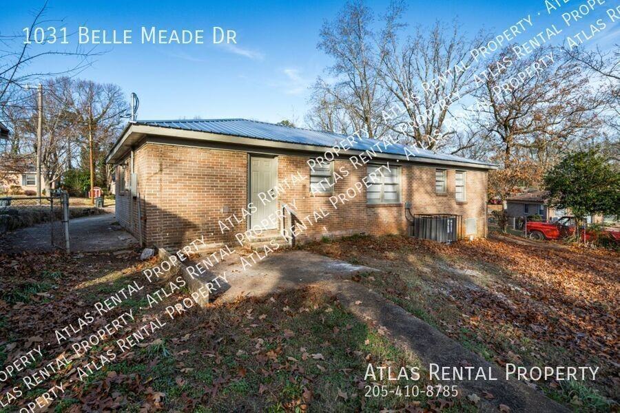 1031 Belle Meade Dr - Photo 3 of 17