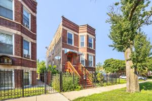 featured image of 4104 W 24th Pl #1