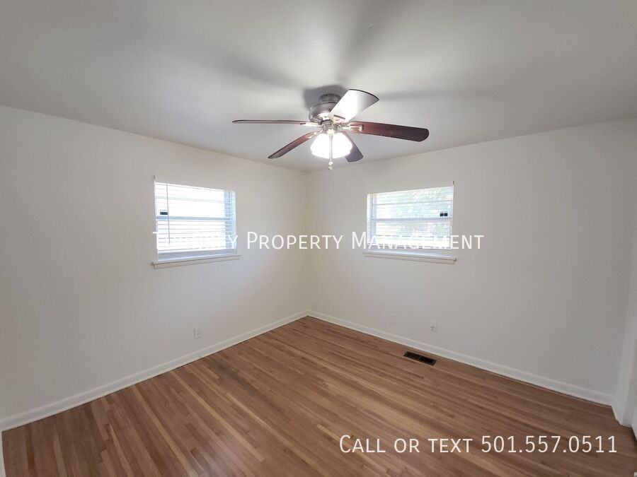 6404 Tracy Ave - Photo 7 of 10