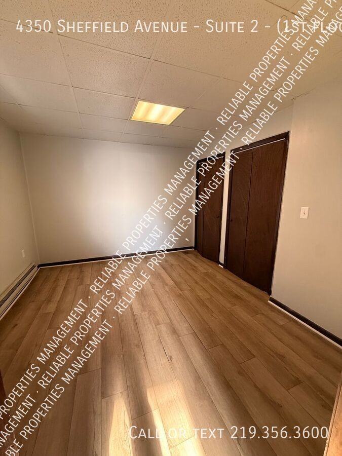 4350 Sheffield Ave Apt 2 - Photo 6 of 7