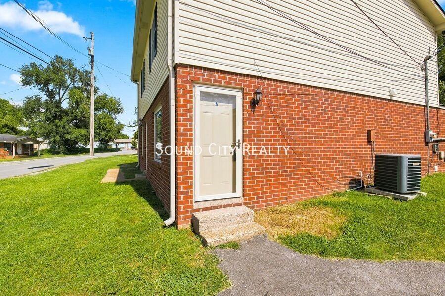 4113A Hunting Dr - Photo 6 of 26
