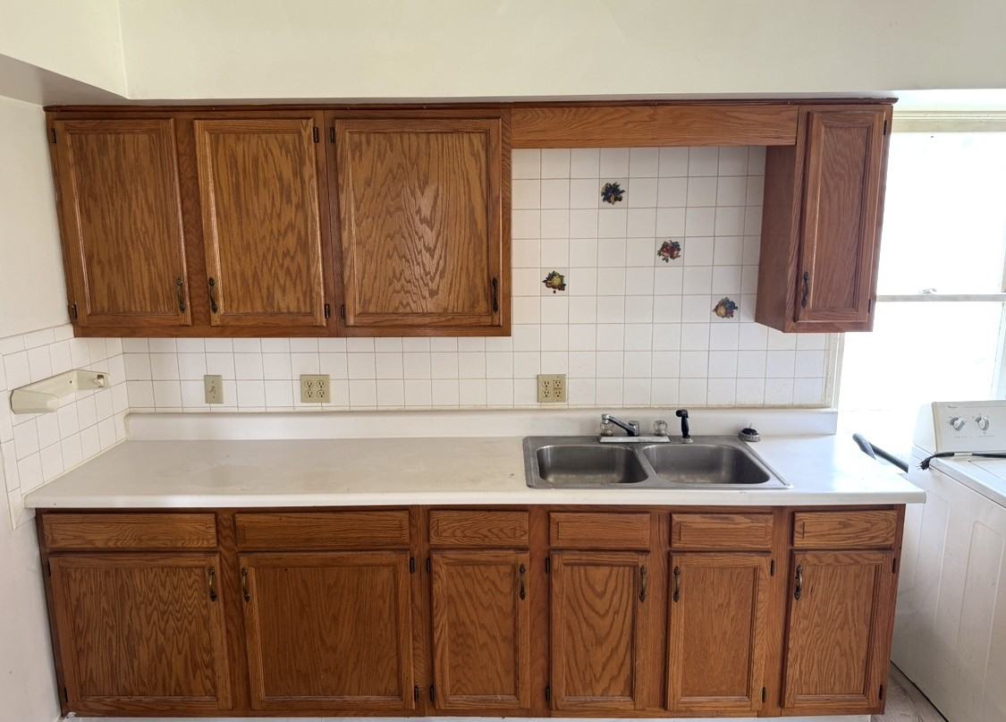 313 5th St #2 - Photo 4 of 11
