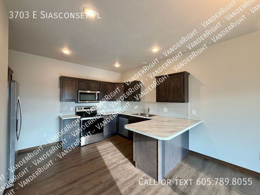 3703 E Siasconset Pl - Photo 2 of 23