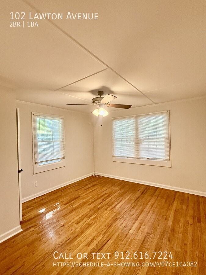 102 Lawton Ave - Photo 5 of 11