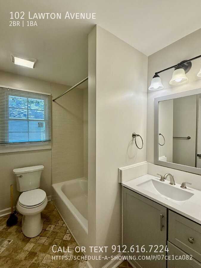102 Lawton Ave - Photo 7 of 11