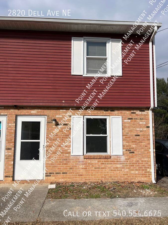 2820 Dell Ave Ne - Photo 3 of 11