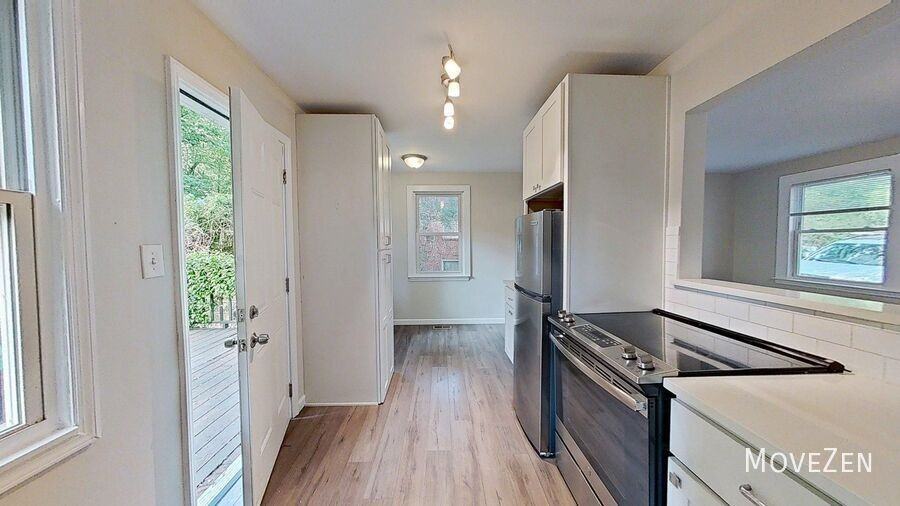 332 Angier Ave - Photo 4 of 32