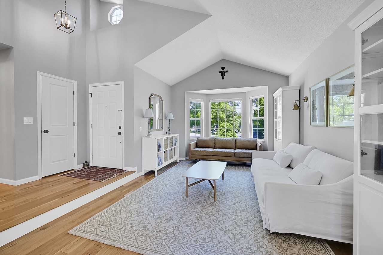 14602 E Bellewood Pl - Photo 5 of 27