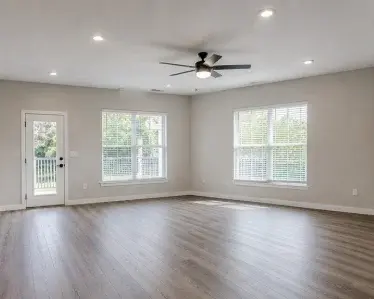 1900 S Mayhill Rd - Photo 2 of 4