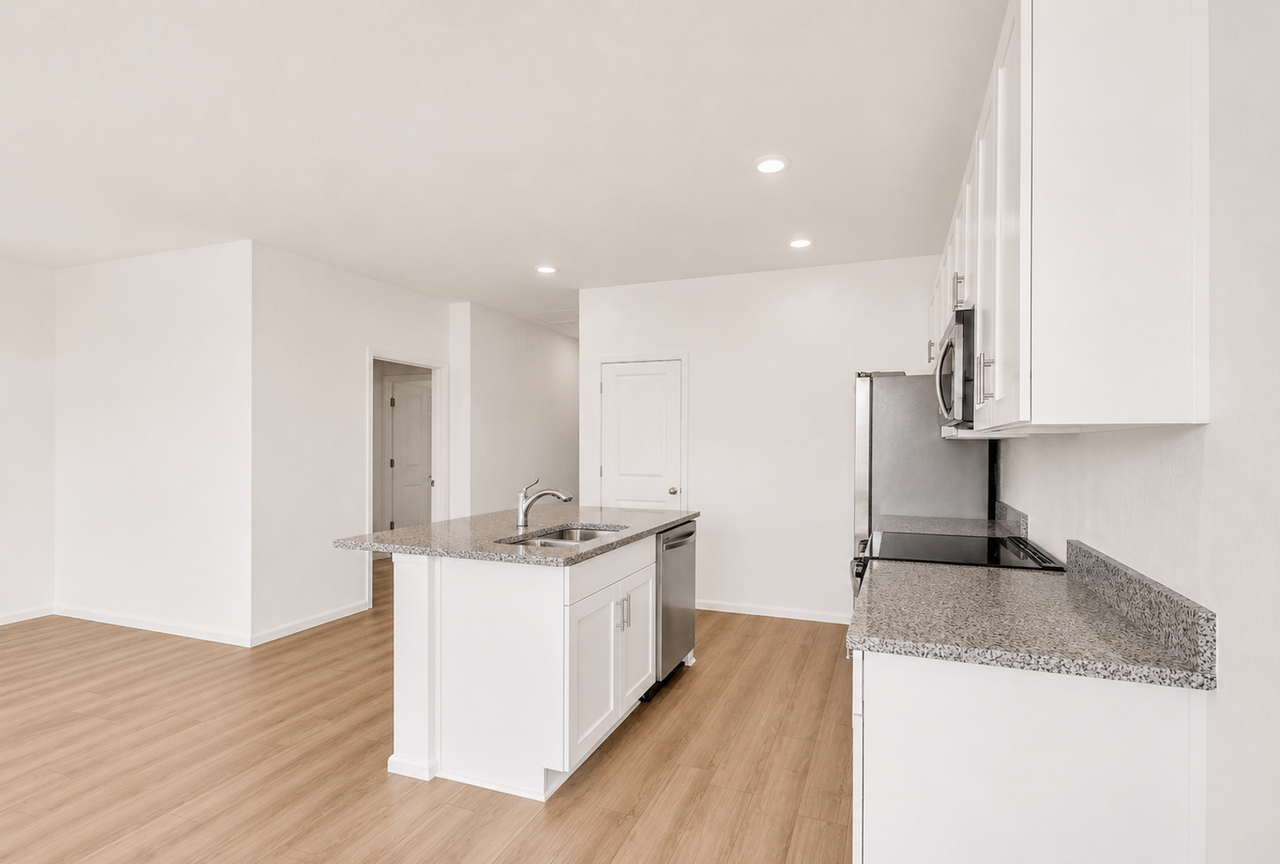 18079 W Sand Hills Dr - Photo 5 of 46