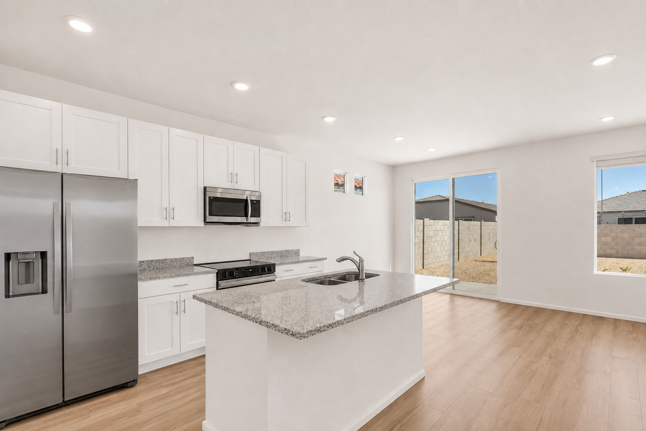 18079 W Sand Hills Dr - Photo 6 of 46