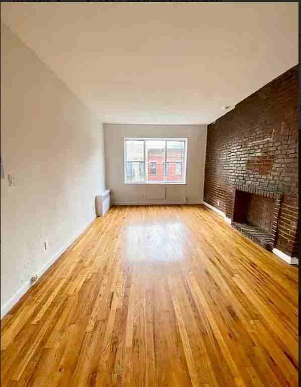 441 E 83rd St - Photo 4 of 6