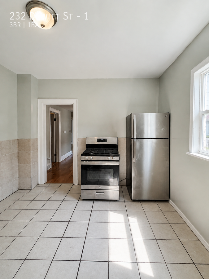 232 Dewitt St #1 - Photo 5 of 13