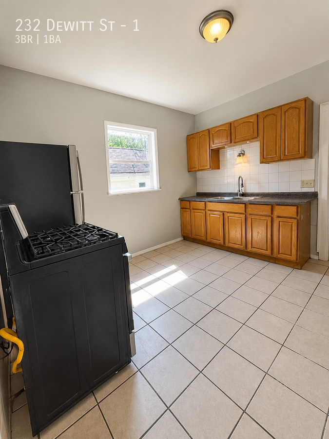 232 Dewitt St #1 - Photo 7 of 13